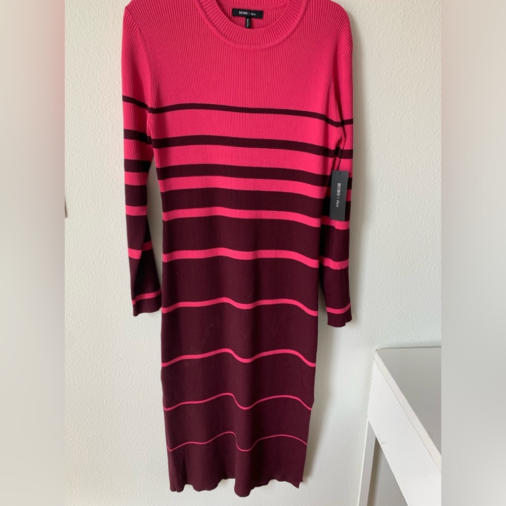 65. BCBG Paris NWT